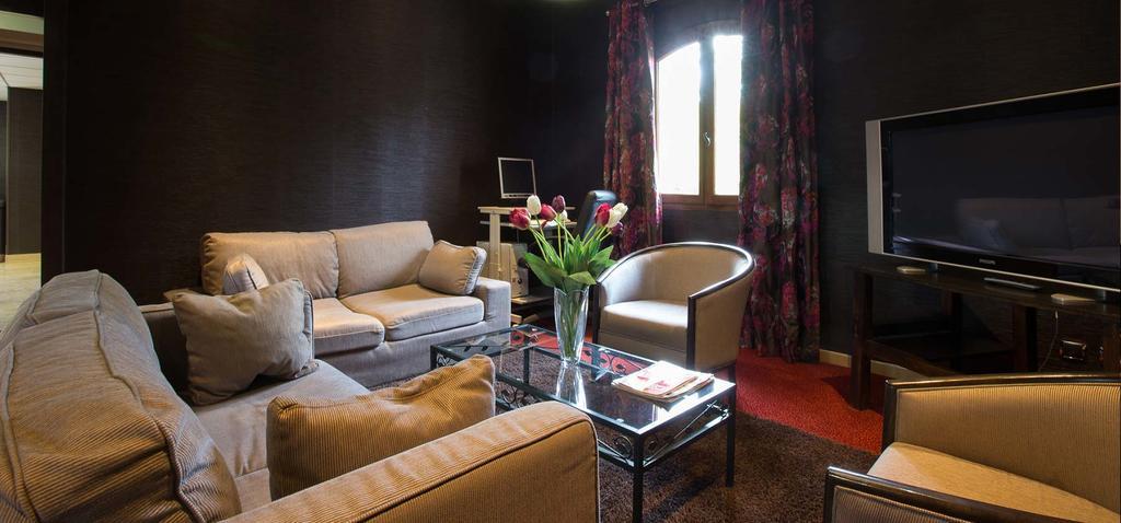 Hostellerie St Vincent Нюи-Сен-Жорж Екстериор снимка